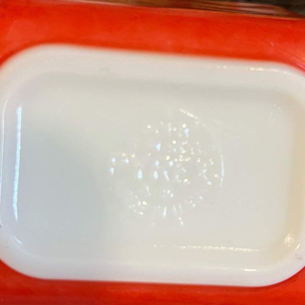 Pyrex Red Glass Container - Picture 7 of 16